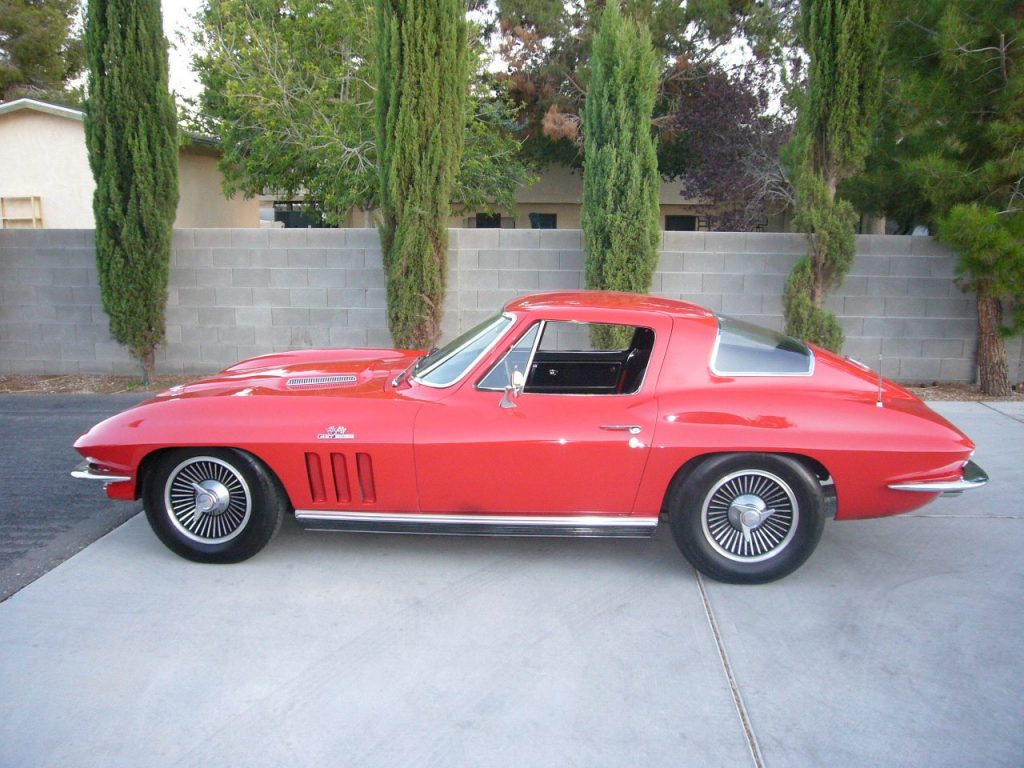 1966 C2 Corvette