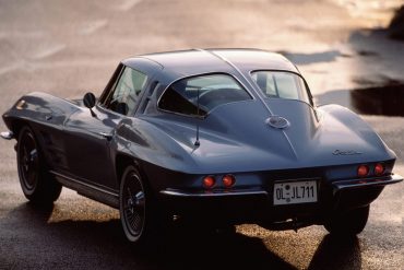 1963 C2 Corvette