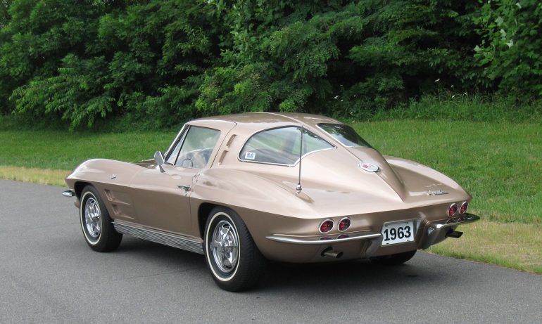 1963 C2 Corvette