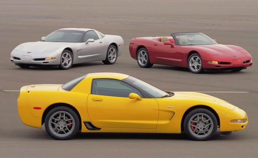 The 2001 Corvette featured the track-ready Z06 as well as the coupe and convertible models.