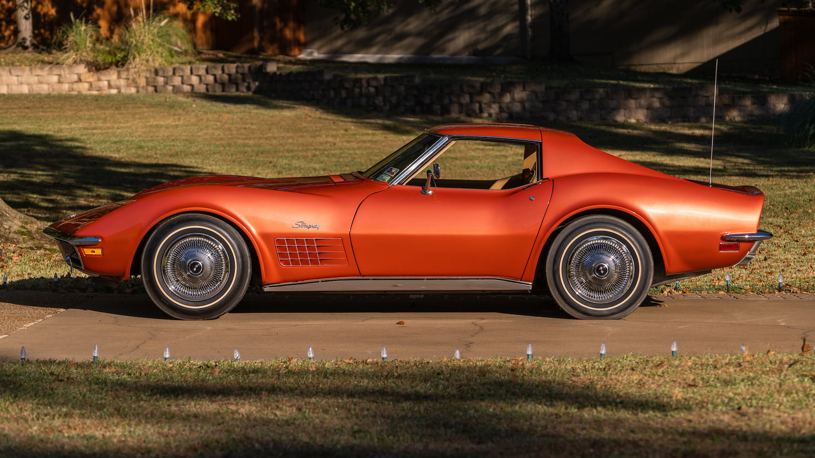 The fender louvers changed on the 1970 Corvette
