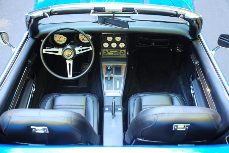 1972 Corvette interior