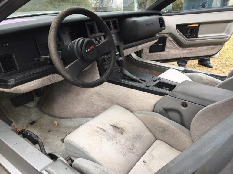 1985 Corvette interior