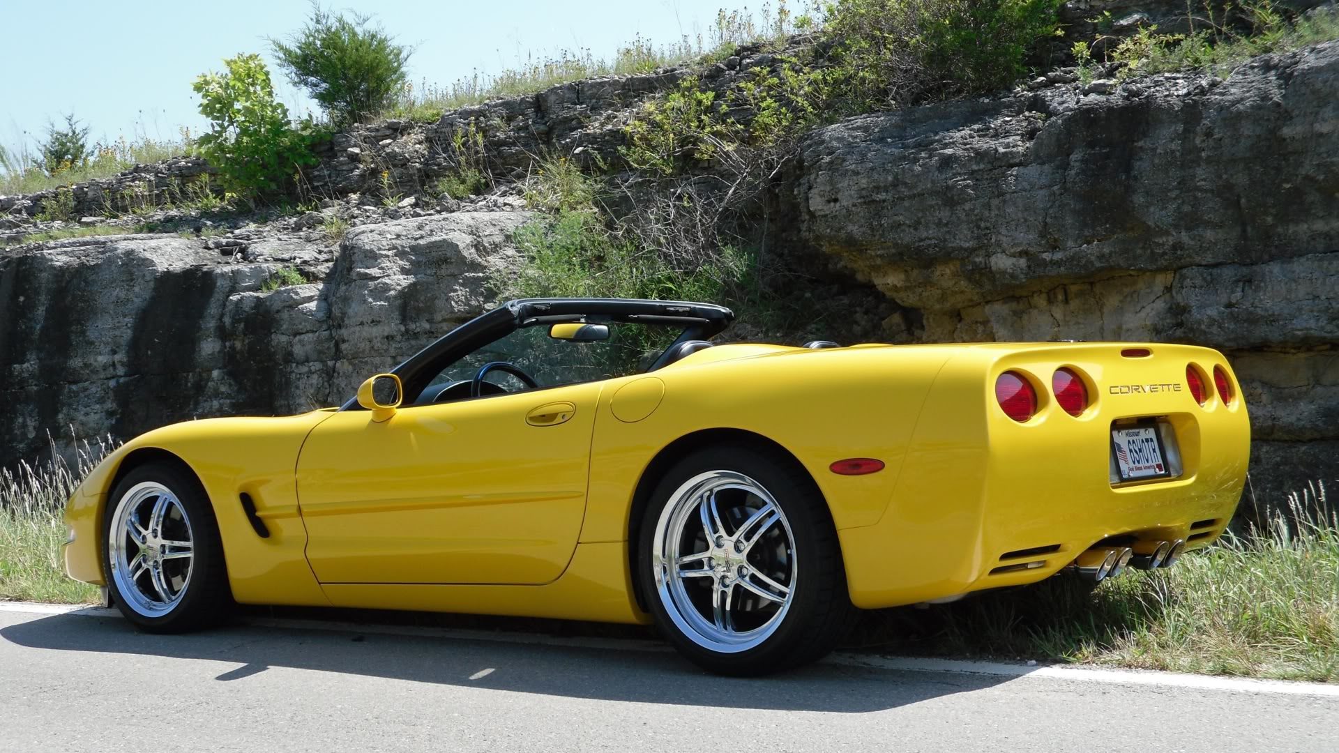 1999 C5 Corvette | Image Gallery & Pictures