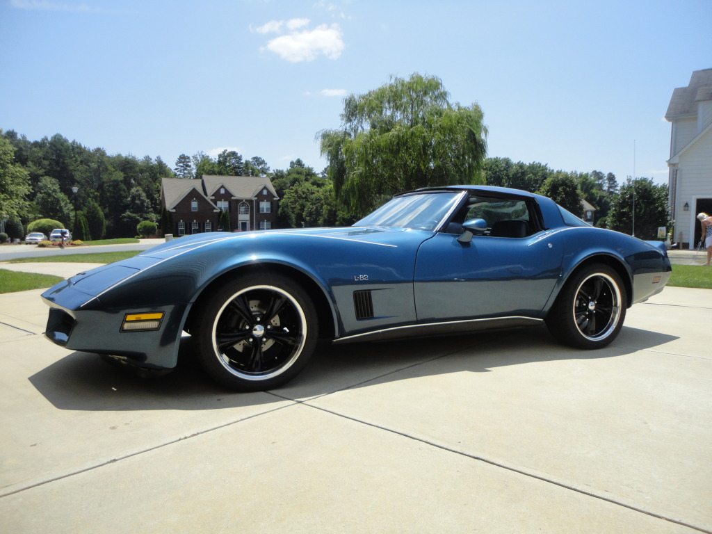 You cannot see in these 1980 Corvette pictures, but in 1980 the Corvette we...
