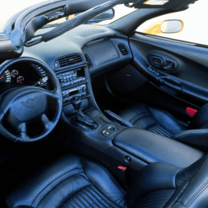 2000 Corvette Interior
