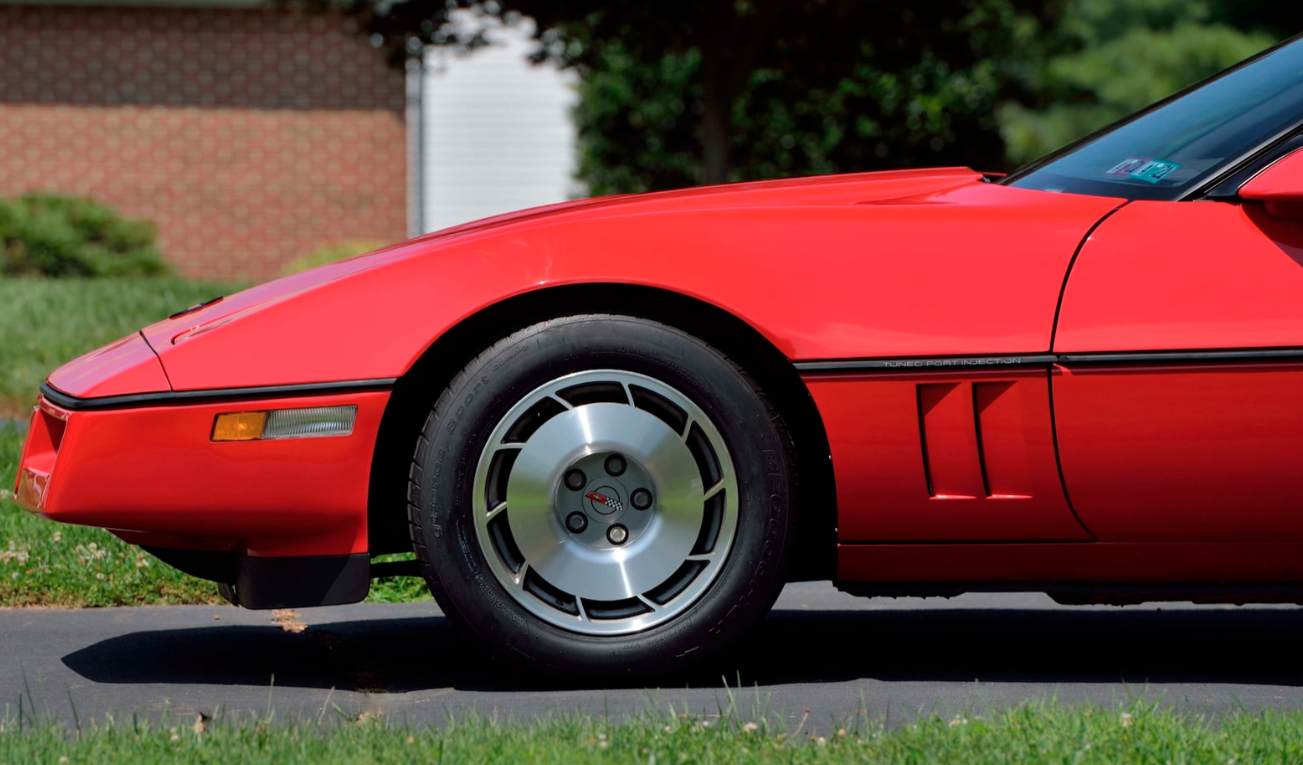 The 1987 Corvette wheels