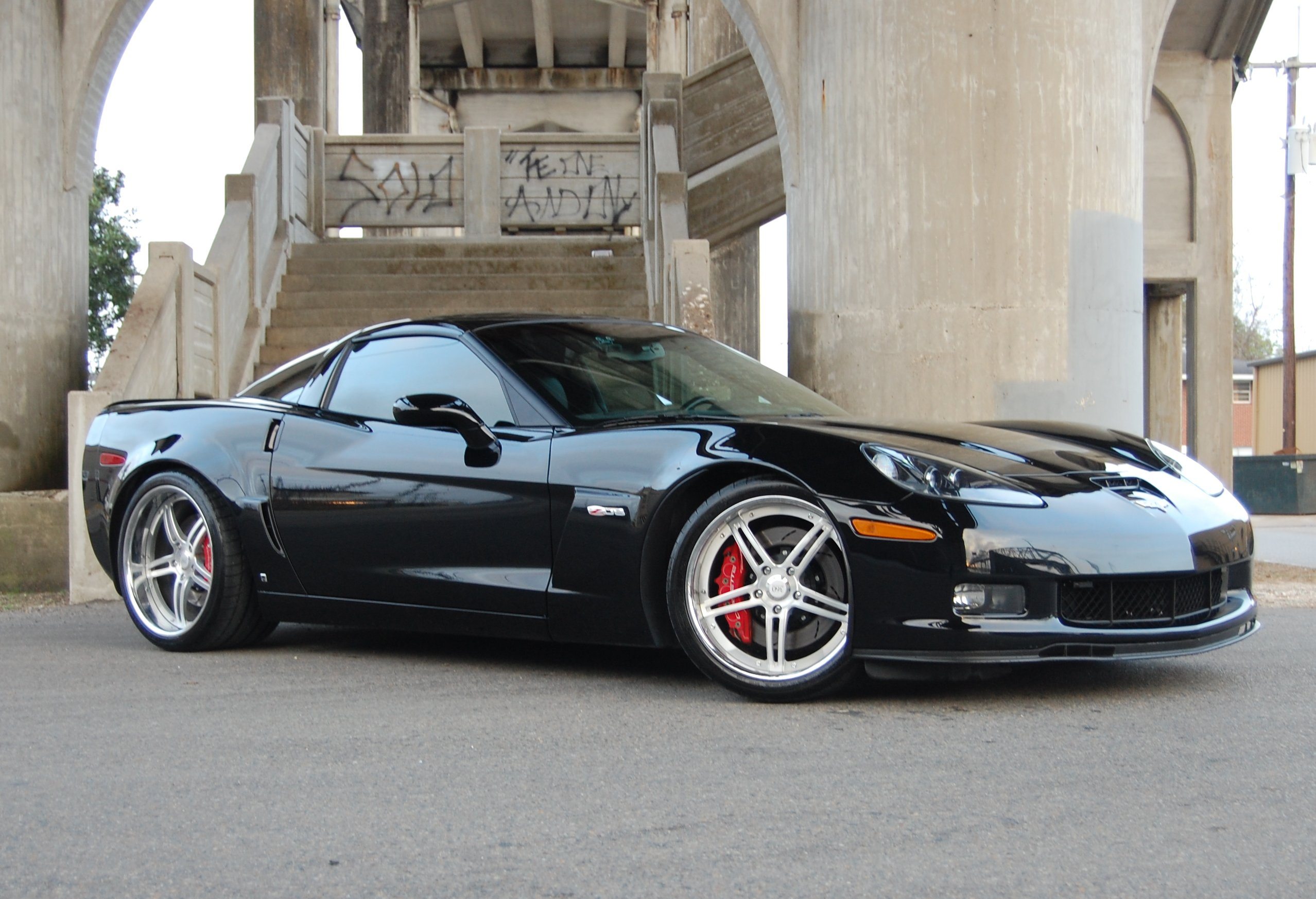 2007 C6 Corvette Pictures & Images.