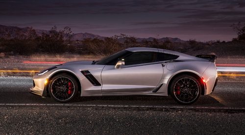 El Corvette Z06 plateado de 2015 con motor LT4