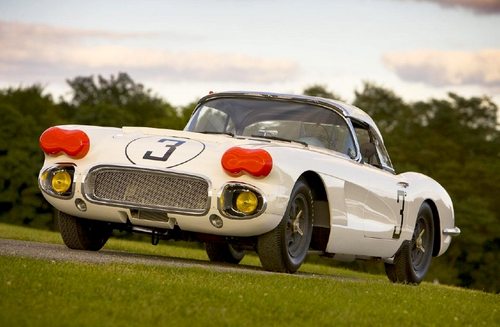 the 1960 No. 3 Cunningham Corvette