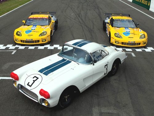 1960 Cunningham No. 3 Corvette alongside the C6.R Corvettes