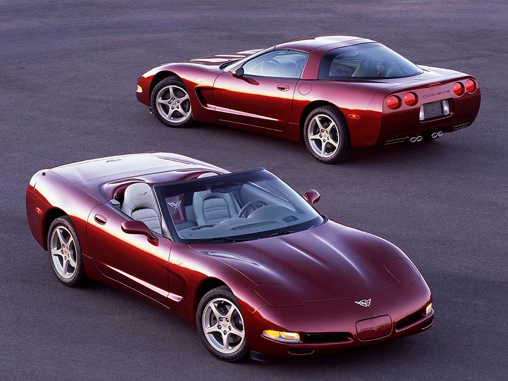 corvette - Un survole des 8 Corvette "Anniversary Edition". 2003-Chevrolet-Corvette-50th-Anniversary-9