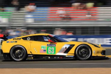 No. 63 C7.R Corvette