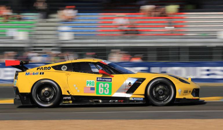 No. 63 C7.R Corvette