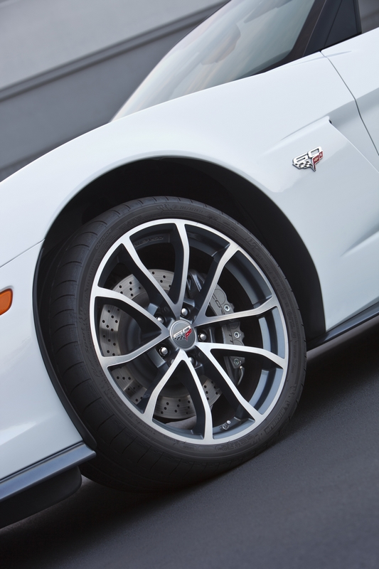 2013 Corvette 427 Front Wheels