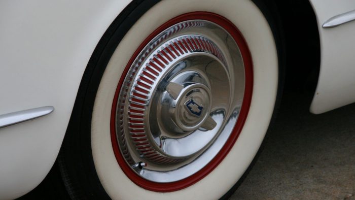 1954 Corvette wheels