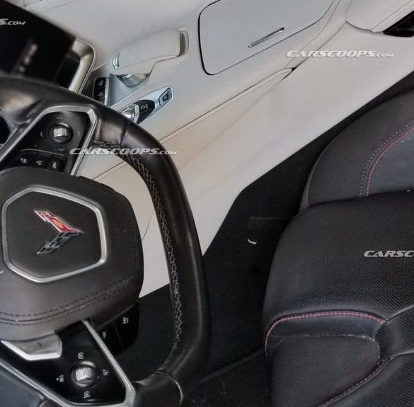 2020 C8 Corvette interior