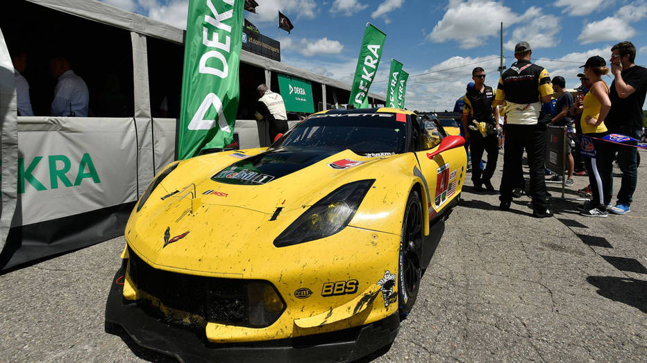 DEKRA No. 4 C7.R Corvette