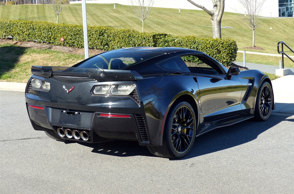 2016 C7.R edition Corvette