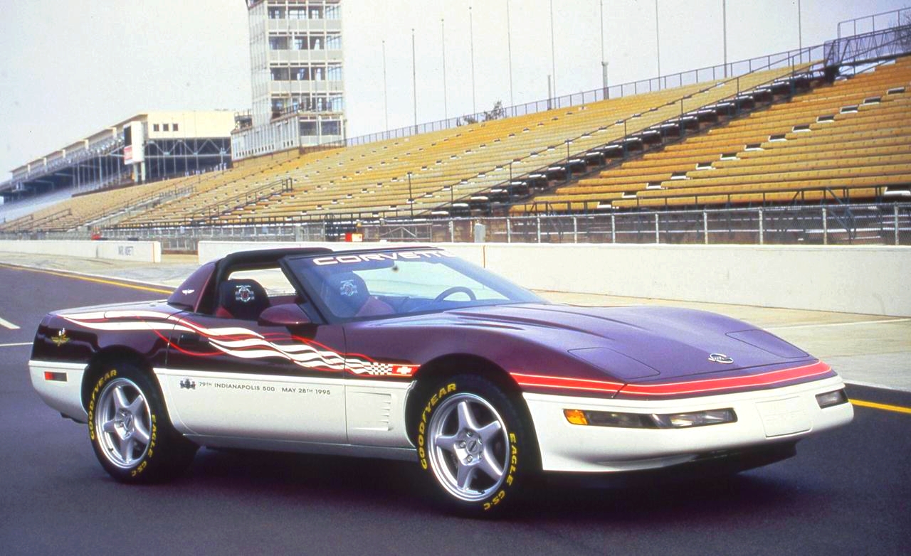 corvette - Corvette C4 (1984-1996)  - Page 2 1995_Corvette_Pace_Car_1