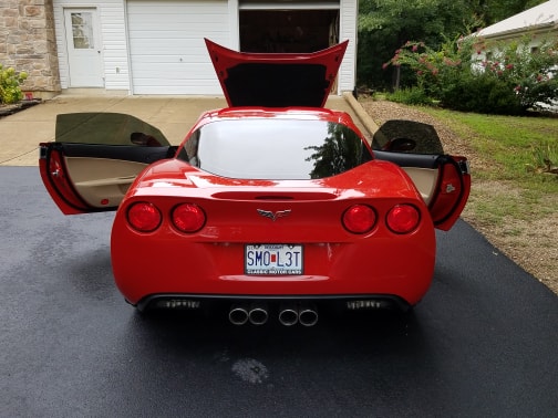 2007 Corvette for sale by Tracy Roe (Facebook)