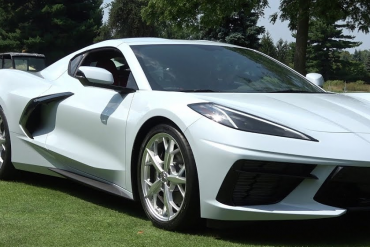 c8 corvette white