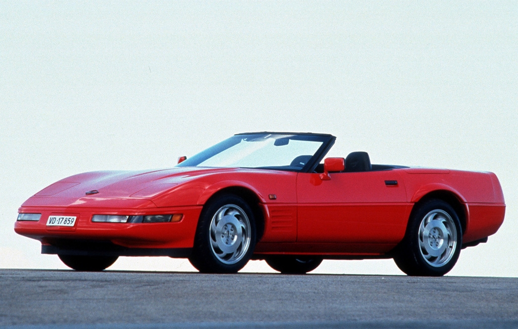 1991 Corvette Convertible (equipped for European export - note the side marker lights on the front fenders.)