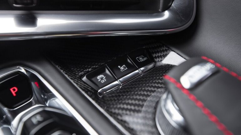 Corvette C8's Using Launch Control [VIDEO] | Corvsport.com