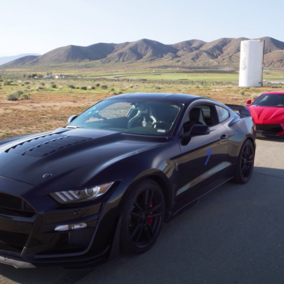 2020 Corvette Z51 vs 2020 Mustang GT500