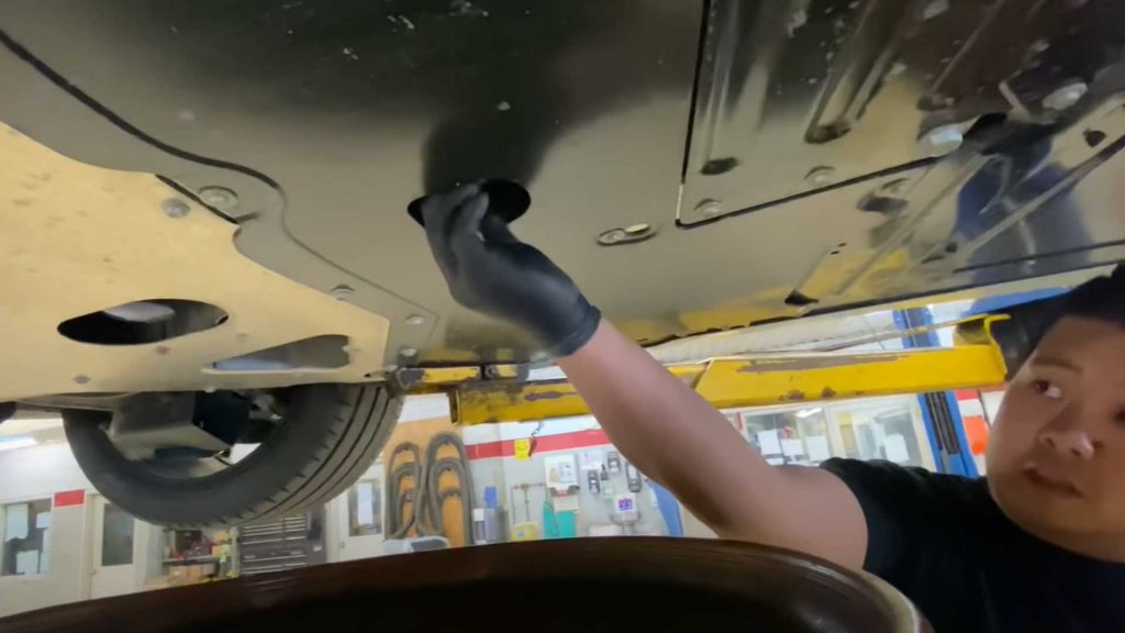 Corvette C8 Oil Change Procedure Video