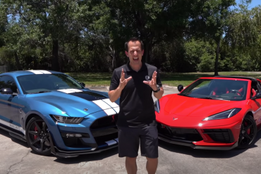 2020 Ford Shelby GT500 vs 2020 C8 Corvette