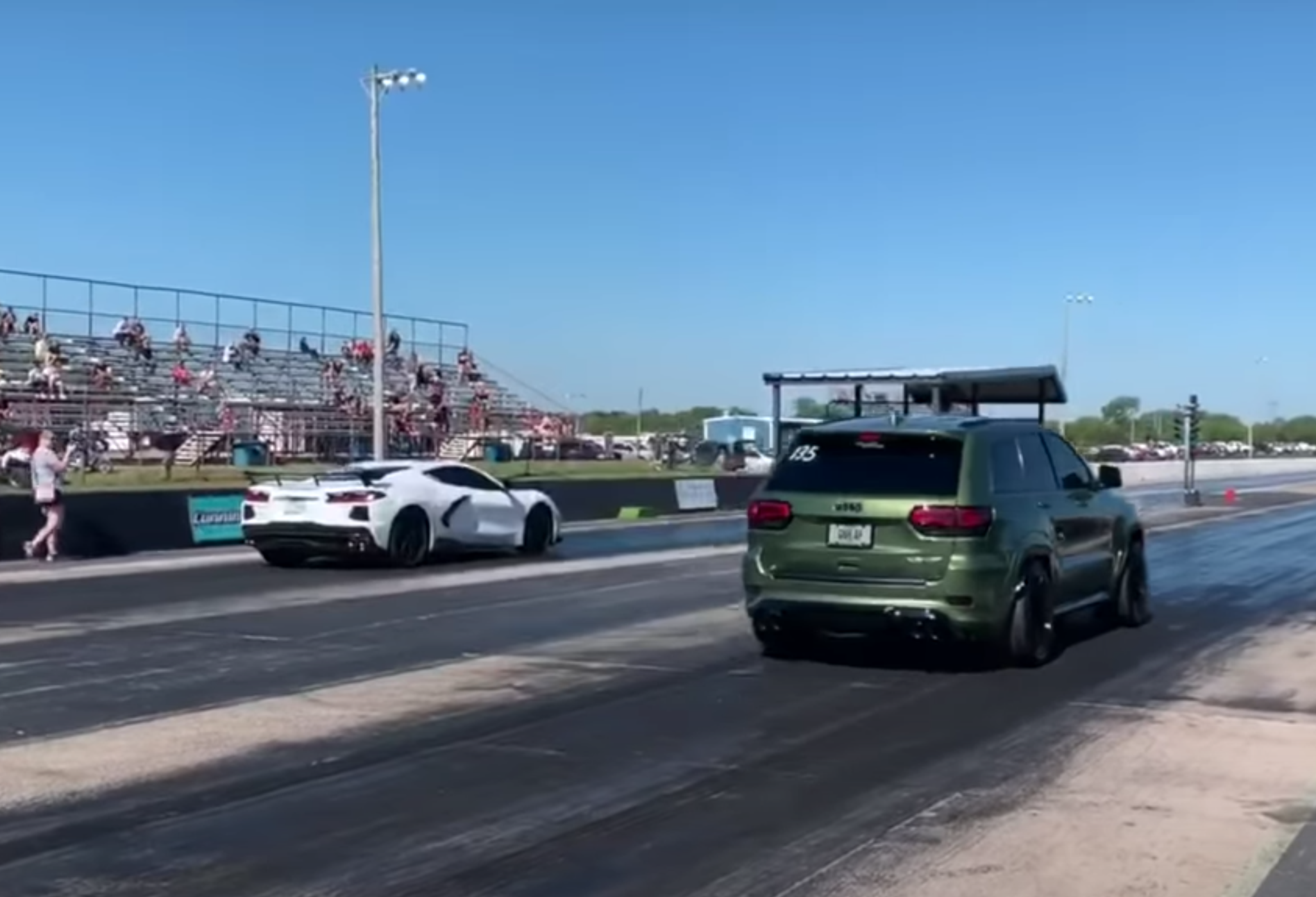 C8 and Jeep Trackhawk drag race