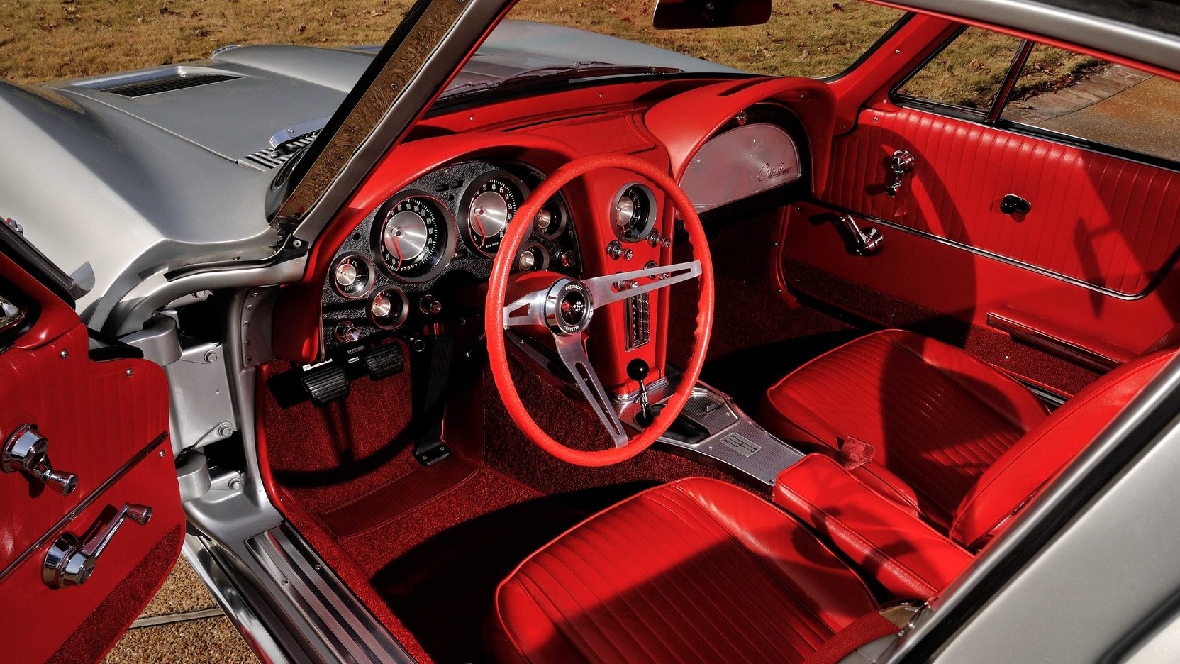 Corvette Steering & Dash