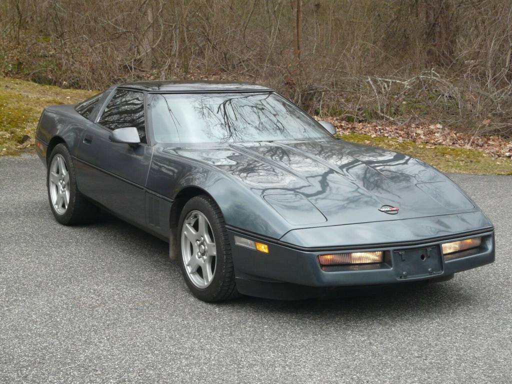 1985 Corvette Wallpapers