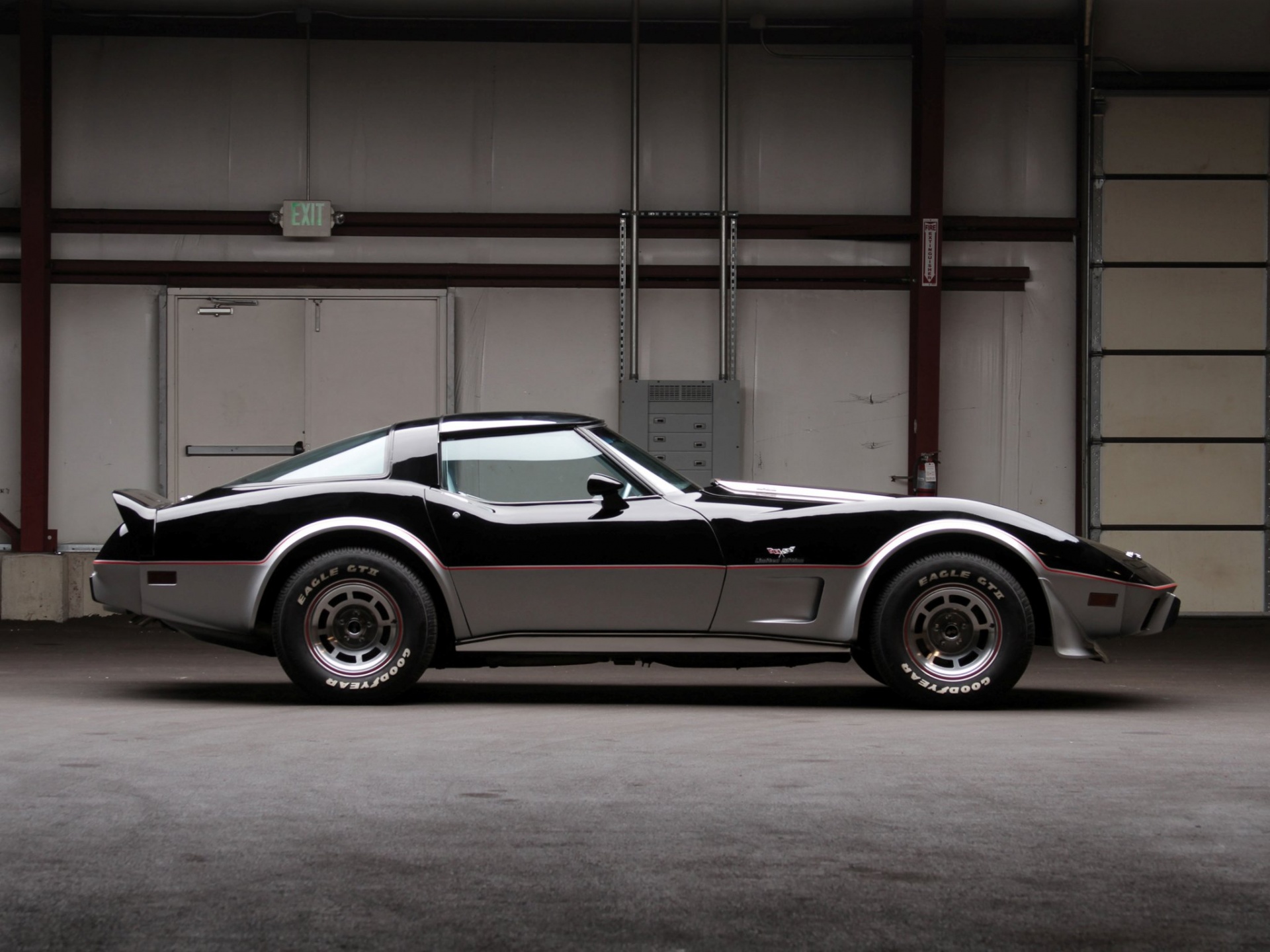 1978 Corvette Wallpapers