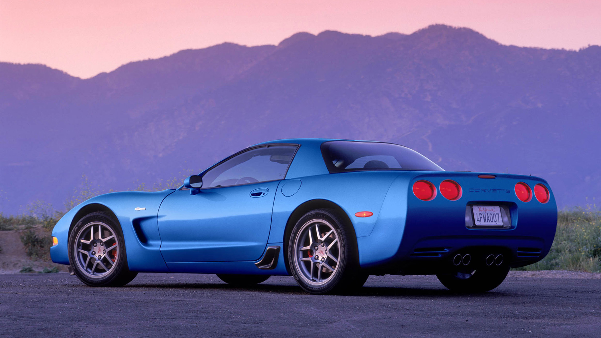 2001 Corvette Wallpapers