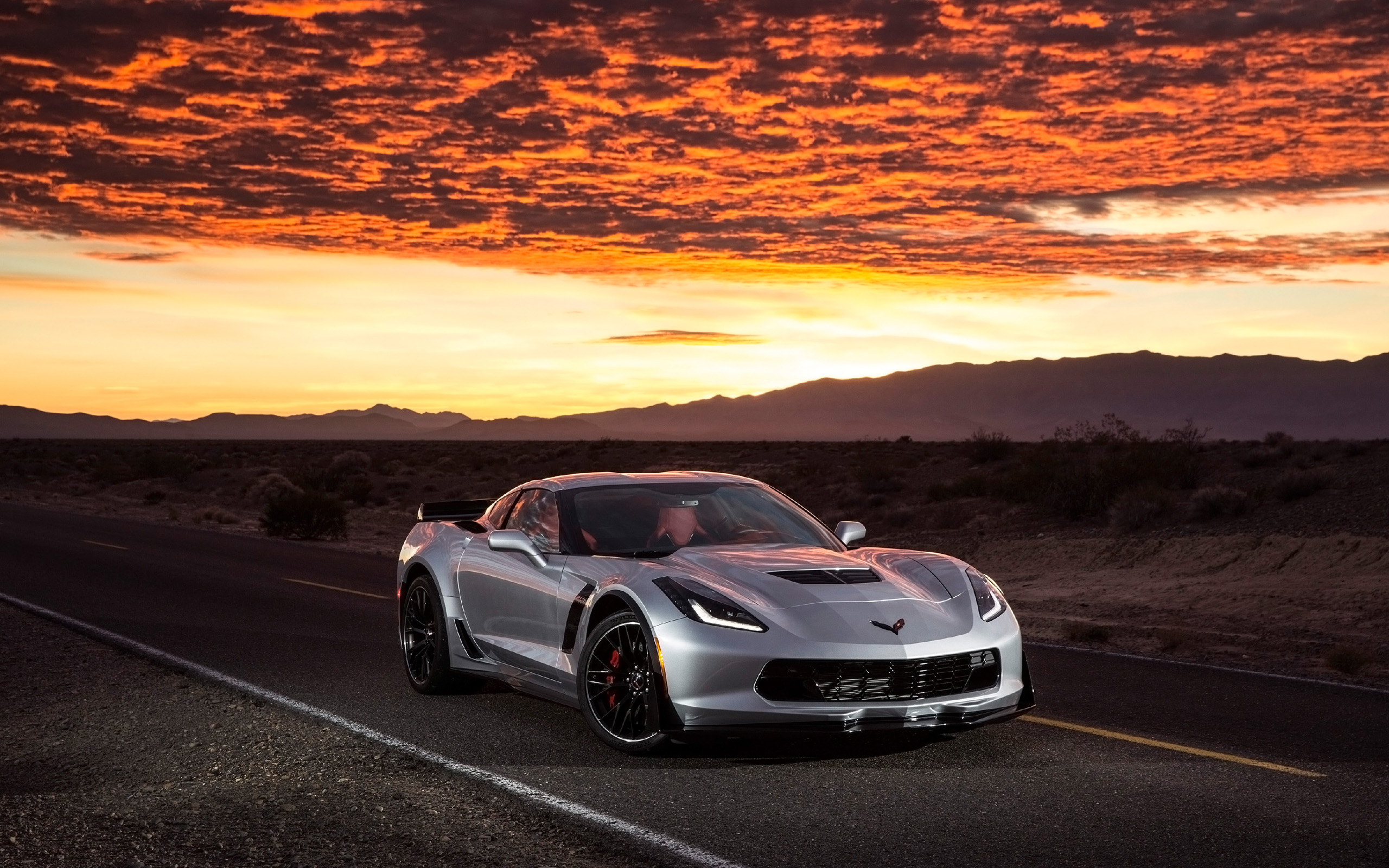 Silver Corvette Wallpapers