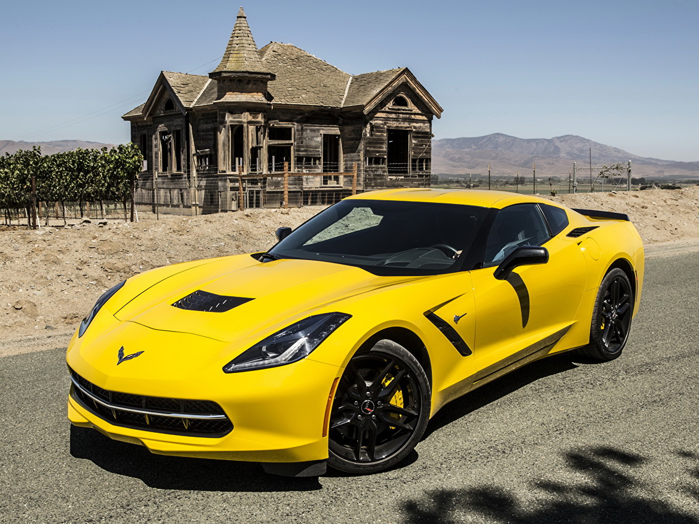 Yellow Corvette Wallpapers