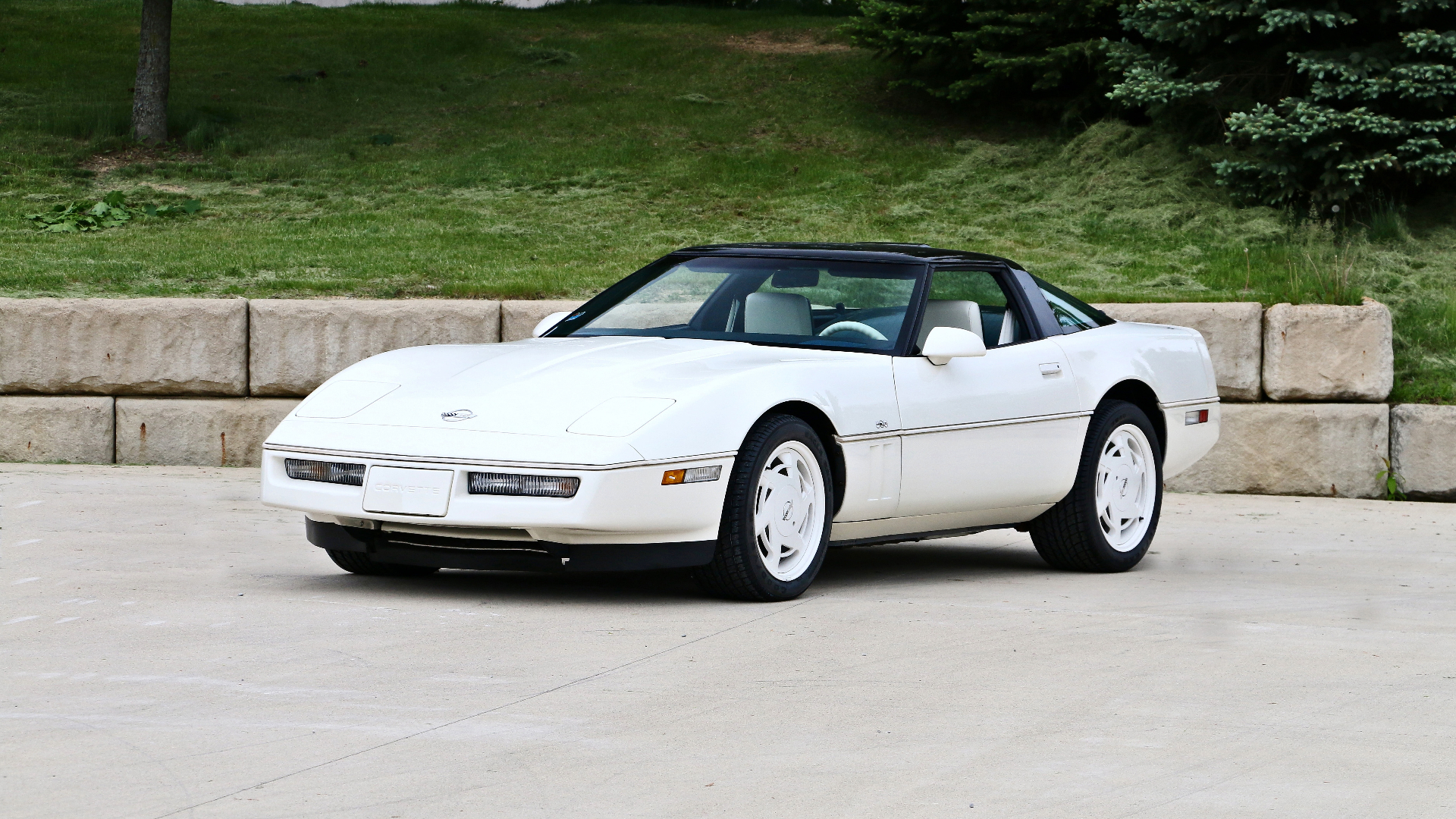 1988 Corvette Wallpapers