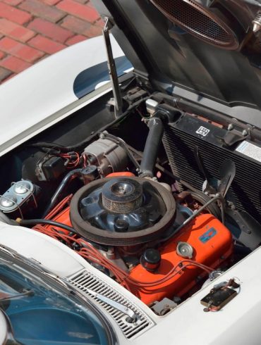 This 1967 L88 Corvette comes equipped with the original 427 cubic inch engine including all original internals!