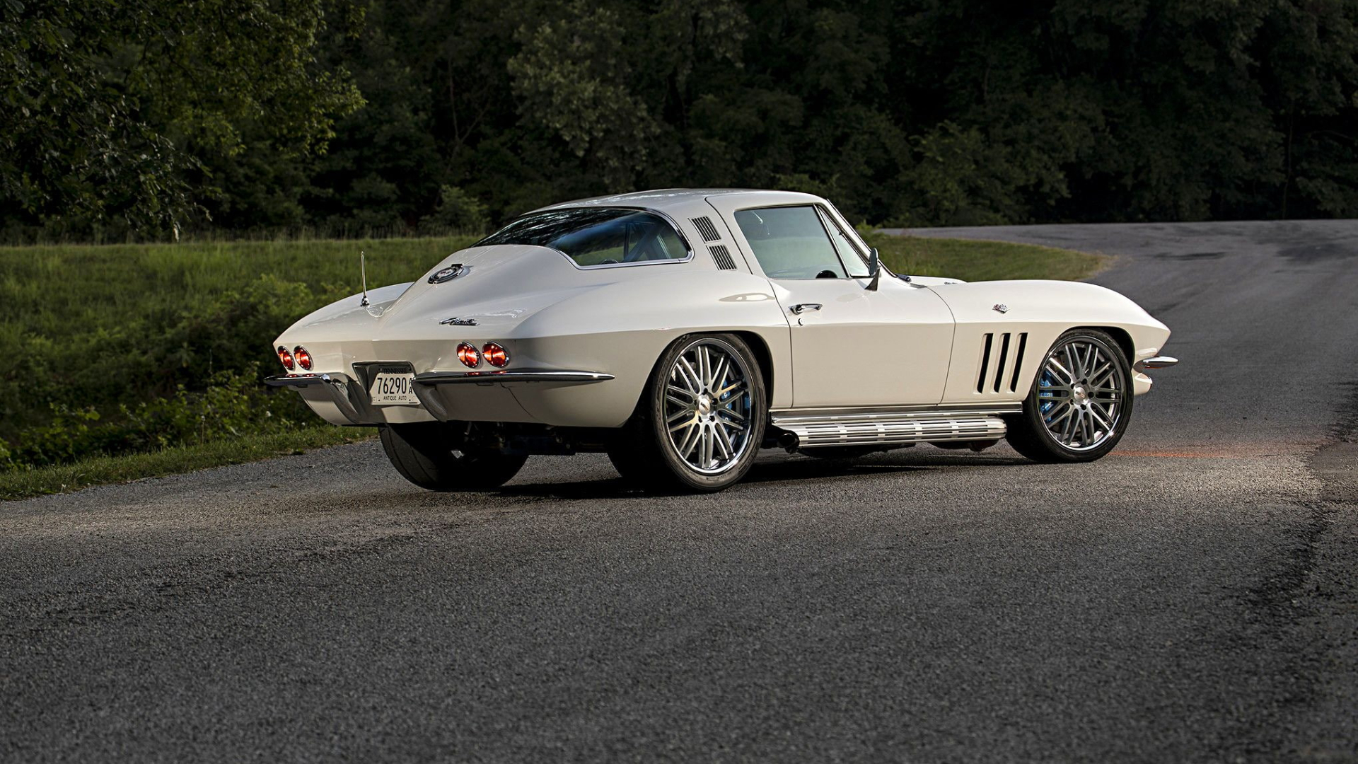 1965 Corvette Wallpapers