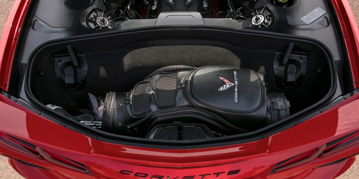 2020 Chevrolet Corvette Stingray trunk