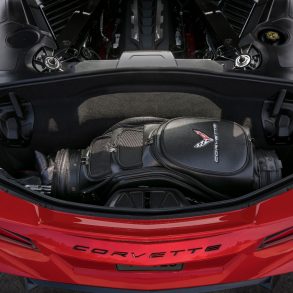 2020 Chevrolet Corvette Stingray trunk