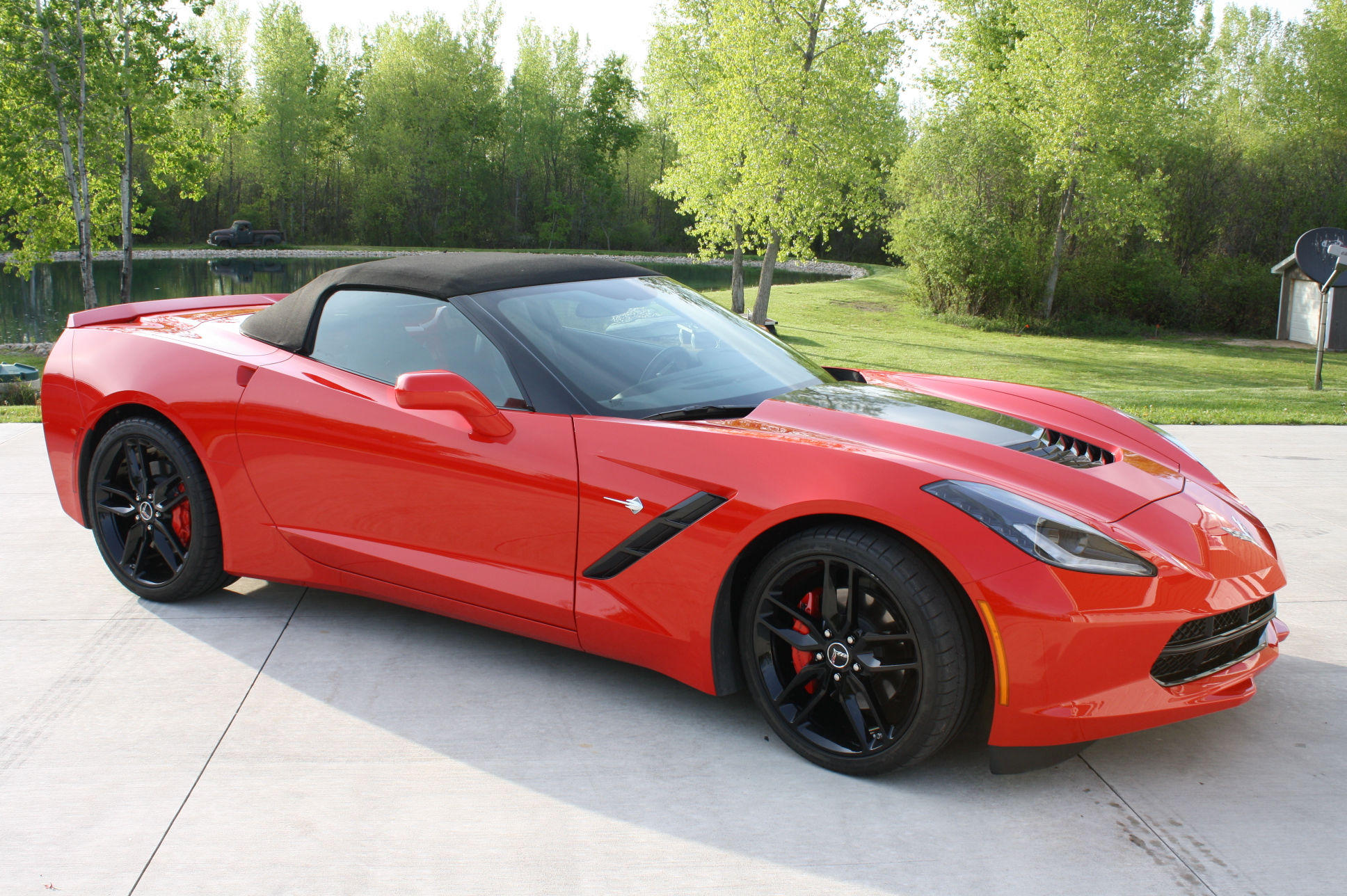 These real Torch Red paint pictures of real 2015 Chevy Corvette really show...