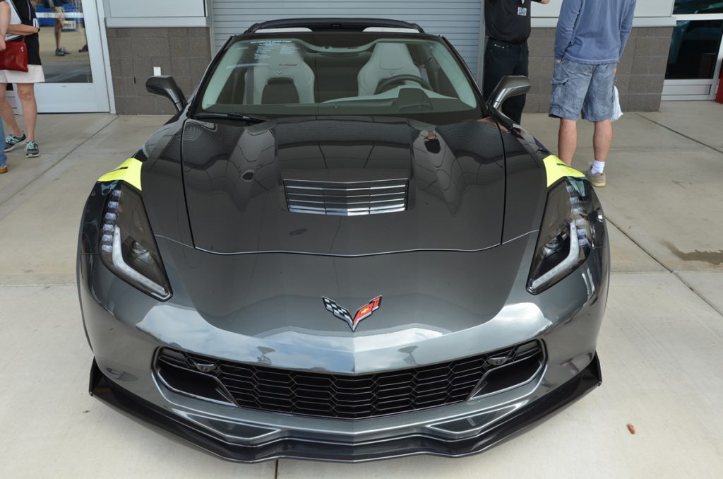Watkins Glen Gray 2018 Chevrolet Corvette