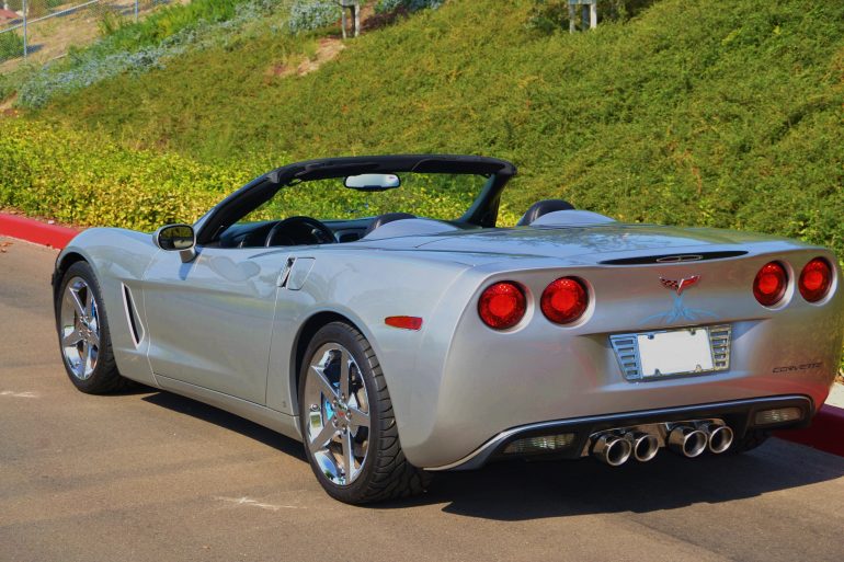 Machine Silver 2007 Chevrolet Corvette