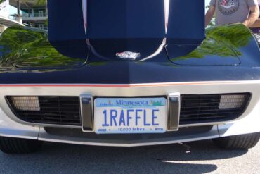 1RAFFLE vanity plate