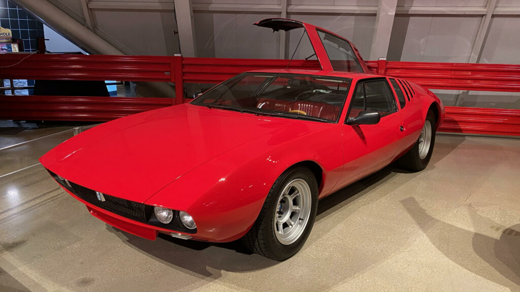 Bill Mitchell's 1969 De Tomaso Mangusta equipped with the Chevy 350 V8 engine.