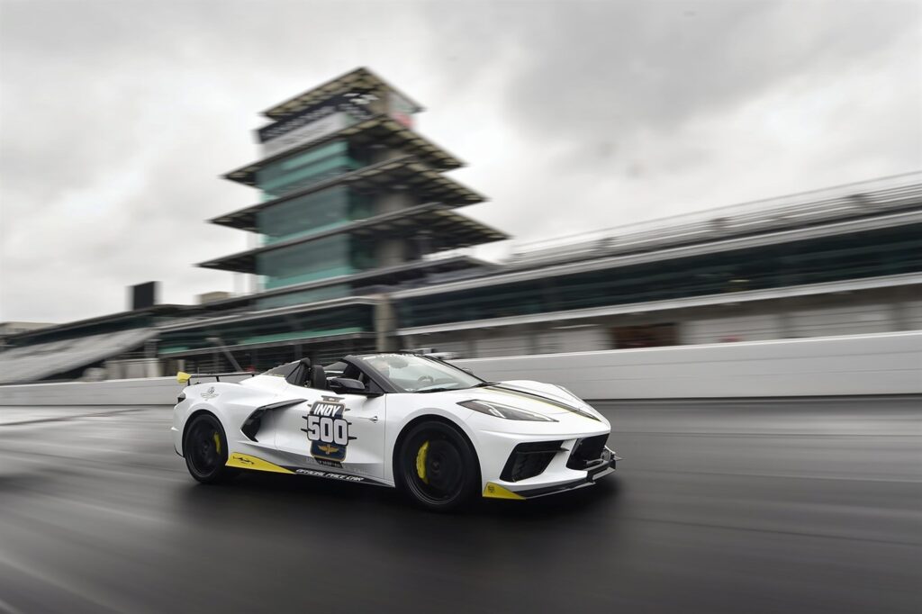 The 2021 Mid-Engine Corvette Stingray Hardtop Convertible will serve as the pace car of the 105th running of the Indianapolis 500.