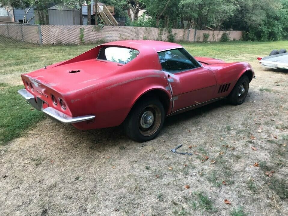 For Sale: A numbers-matching 1968 Corvette 427/400HP with a 4-speed manual transmission.